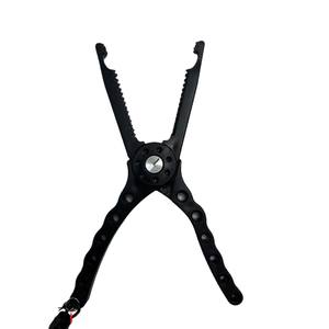 Pince à poisson en plastique Ztc581 noire, outil multifonctionnel pour enlever les leurres de pêche en eau douce - Product Image 1