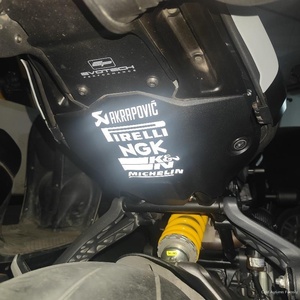 <span class=keywords><strong>Autocollant</strong></span> de casque de <span class=keywords><strong>moto</strong></span> combiné sponsorisé, réfléchissant, logo modifié, <span class=keywords><strong>autocollant</strong></span> de protection contre les rayures, fabriqué en Chine - Product Image 4