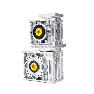 El Reductor de Engranajes Silver RV30 con Brida 56B5 se Utiliza en la Automatización de Puertas y Portones Industriales para Fábricas - Product Image 2