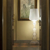 Lampadaire Creux en Acrylique Design Italien Verre à Vin Lampe Décorative Canapé Côté Chambre Noir Blanc Vert Lampadaire