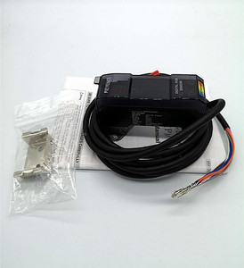 Unidad Amplificadora de Sensores Digitales RGB NKEYENCE CZ-V21AP, Unidad Principal, PNP - Product Image 3