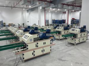 CB-60 Machine à sceller les boîtes en carton à <span class=keywords><strong>colle</strong></span> thermofusible Machine à emballer les lentilles de <span class=keywords><strong>contact</strong></span> Machine à coller les boîtes en carton - Product Image 2