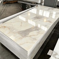 Revêtement PVC brillant UV, plaque de marbre PVC pour décoration intérieure, alternative au marbre, panneau mural et plaque en plastique PVC