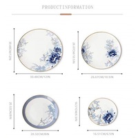 Ensemble de dîner en porcelaine fine ensemble d'assiettes à bords dorés de mariage plats de dîner floraux bleus de luxe modernes pour événement et restauration