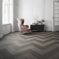 Anpassbare Chevron PVC-Vinyl-Rollenbodenbeläge & Teppichfliesen Selbstklebend Rutschfest für Wohnungen & Gewerbliche Nutzung