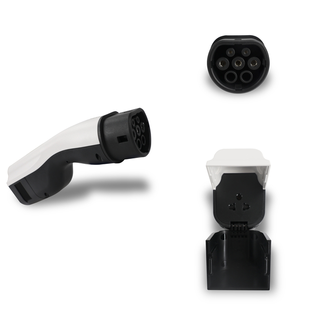 Type 2 Car Discharge Adapter Type2 Female Plug to Multifunctional Socket