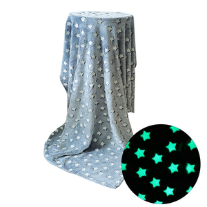 Manta brillante en la oscuridad Patrón de estrella Tiro de algodón Sofá de franela Cómodo Conveniente Novela Mantas luminosas brillantes - Product Image 1