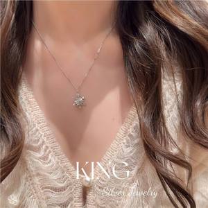 Ensemble collier et boucles d'oreilles flocon de neige King Silver Jewelry, argent sterling 925 plaqué or, bijoux de mode pour femmes - Product Image 4