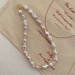 Collier polyvalent en grandes perles baroques naturelles, forme irrégulière queue de poisson, pour accessoire décontracté long jusqu'à la clavicule pour pull - Product Image 4