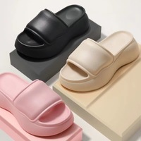 Sandales EVA pour femmes, à bout ouvert, semelle épaisse, rehaussantes, pour l'été, intérieur/extérieur, doublure en microfibre, tendance mode, rose et noir