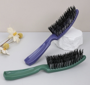Usine En Gros Nouveau Peigne De Coiffage De Cheveux Bouclés Avec Poignée En Plastique Masse Le Peigne De Cheveux Gras Du Cuir Chevelu Hommes - Product Image 1
