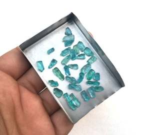 10 piezas Natural apatita piedras preciosas único pequeña forma de lápiz Natural suelto materias primas hacer colgante mayorista - Product Image 3