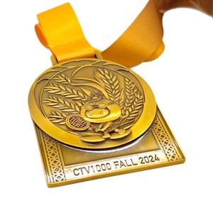 Médaille de tennis Fanrun CTV, or antique, 100g, médaille pour membre, pour événements sportifs - Product Image 5