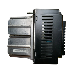 Convient aux robots industriels de la série IRB6640/4400. Le redresseur 3HAC14550-4 est compatible avec les armoires de commande de la série IRC5. - Product Image 2