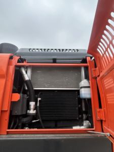 Doosan DX225 22T Excavator with Isuzu Engine Hydraulic Gear Pump for <b>Farm</b> Irrigation Canal Land Leveling Rice Growing Areas 2024 - Product Image 4