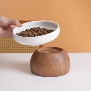 Moderno Tazón para Mascotas 2 en 1 de Cerámica, Porcelana y Plástico No Tóxico para Perros y Gatos con Esmalte Craquelado y Base Elevada para Protección - Product Image 4