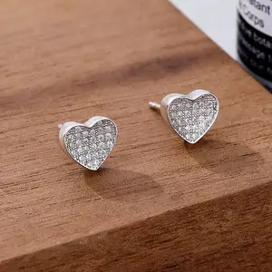 925 Pure Silver Earrings Heart-shaped Diamond Pure Silver Earrings Fashionable And Personalized Wholesale Women's Earrings