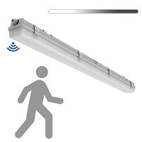 Luminaire linéaire industriel Tri-proof 2FT 600mm 20W à capteur micro-ondes, montage en surface, raccords non corrosifs, IP66, SAA CE RoHS, garantie 5 ans