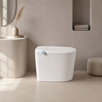 WC intelligent allongé avec siège chauffant, chasse d'eau automatique, buse autonettoyante et télécommande