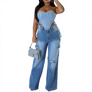 Ensemble deux pièces en jean pour femme, marque privée, veste en coton premium et jean cargo, pour la mode streetwear urbaine - Product Image 1