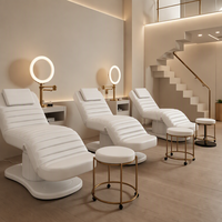 Table de beauté personnalisée MS Display marron, crème, blanc, noir pour épilation, tatouage, massage – Mobilier de salon, design intérieur pour spa et institut de beauté