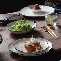 Assiettes de Présentation Minimalistes en Porcelaine pour Dîner, Mariage, Camping – Bord Noir, Rondes, pour la Maison et la Cuisine – Vente en Gros