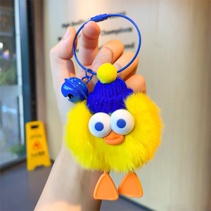 Lindo Llavero de Peluche con Forma de Patito de Piel de Conejo Real, Colgante de Peluche, Bolita de Carbón Pequeña, Colgante de Pompones para Bolsa de Libros - Product Image 2