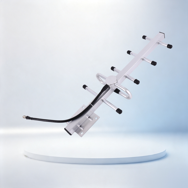 900MHz 12dBi Outdoor Yagi Antenna 806-960MHz High Gain Directional GSM Aerial for Mobile Signal Booster Repeater