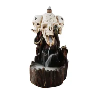 Fire Dragon Backflow Incense HolderとBurner 10PC Incense Cone Resin Castle Dragon Incense Sticks HolderためHome Decor (Skul