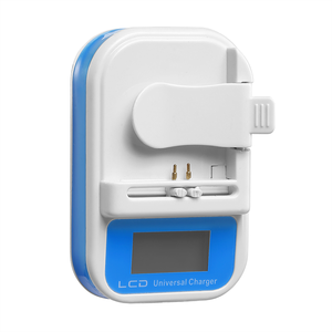 मोबाइल फोन और कैमरा एसी पोर्ट के लिए ओएम मल्टीफंक्शनल फास्ट यूनिवर्सल बैटरी चार्जर 6 ग्राम एलसीडी डिस्प्ले - Product Image 5