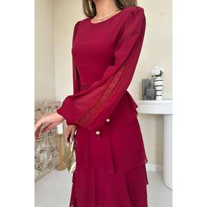 ชุดราตรีผ้าชีฟองสีเบอร์กันดีทรงเอไลน์ แต่งระบายชั้นๆ เอวธรรมชาติ แขนยาว ผ้าบางเบา ความยาวแบบแม็กซี่ - Product Image 2