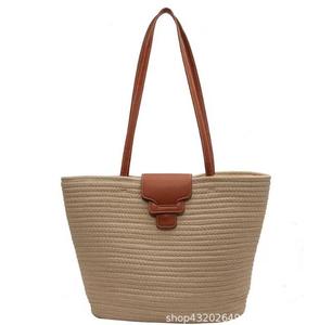 Bolso Tote de Paja Tejida con Dos Asas, Gran Capacidad, Correa para el Hombro, Estilo Bohemio para Mujer, Uso Casual de Playa - Product Image 3