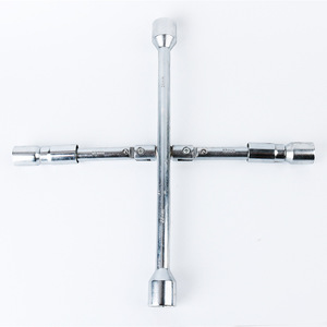 Cờ lê chữ thập đa năng, đầu kép, thu gọn được, bằng thép Crom-vanadi, dùng cho tháo lắp lốp dự phòng - Product Image 6