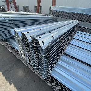 道路使用のための高速道路3波ガードレール波形鋼柱農村道路金属ガードレールパネル - Product Image 1