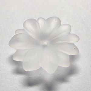 F171 Pierre précieuse en vrac de 20 mm, en quartz blanc dépoli, de forme florale, artisanale, pour la création de bijoux - Product Image 2