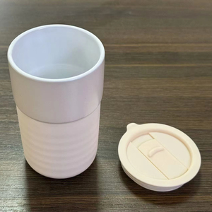 Groothandel Drinkware Schattige Koffiemokken 12oz Beschermende siliconen hoes Porseleinen keramische koffiekopjes Productie Met deksels - Product Image 2