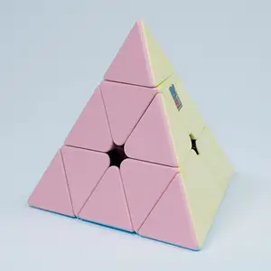マジックフリップ子供のためのホット販売アンチストレスクリエイティブインフィニティキューブ楽しいパズルキューブ減圧フィンガーマジックキューブ