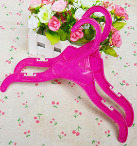 Хорошее качество, пластиковые розово-красные вешалки для одежды домашних животных, вешалка для одежды собак - Product Image 6