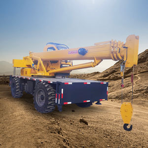 8 Ton 4x4 Grúa para terreno rugoso Brazo hidráulico telescópico Grúa para terreno rugoso - Product Image 5