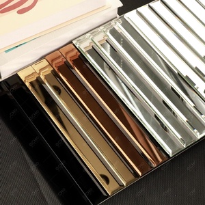 Carreaux de miroir biseautés dorés modernes 12x12 pouces, mosaïque de verre autocollante pour cuisine, salle de bain, douche, mur - Product Image 4