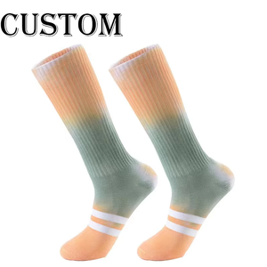 2025 nouveaux <span class=keywords><strong>bas</strong></span> longs polyvalents coton respirant Anti-odeur absorbant la sueur chaussettes de course - Product Image 1