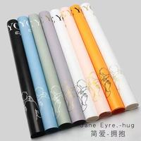 Kertas Pembungkus Buket Motif Garis Sederhana Pelukan Pasangan Jane Embrace, Bahan Tahan Air, Grosir