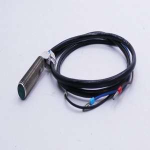 SPS 2x NJ2-12GM40-E2 NJ <span class=keywords><strong>2</strong></span>-12GM40-E2 Näherung schalter - Product Image 1