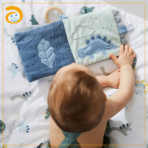 Nuevo diseño personalizado <span class=keywords><strong>libro</strong></span> de tela táctil sensorial bebé recién nacido ejercicio capacidad cognitiva juguete educativo <span class=keywords><strong>libro</strong></span> de tela suave infantil - Product Image 3
