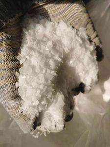 Flocons <span class=keywords><strong>de</strong></span> <span class=keywords><strong>chlorure</strong></span> <span class=keywords><strong>de</strong></span> magnésium hexahydraté <span class=keywords><strong>de</strong></span> qualité industrielle, 47 % en <span class=keywords><strong>poudre</strong></span> granulaire, marque privée des fournisseurs professionnels chinois - Product Image 4