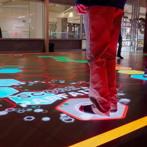 Système de projection interactive AR sur sol, jeu de simulation interactif multi-joueur avec capteur de mouvement AI Sport - Product Image 2