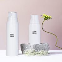 Bouteille de pompe à vide sans air en plastique de luxe de 100ml bouteille de lotion pour le corps rechargeable cosmétique de voyage unique et bouteille de shampooing