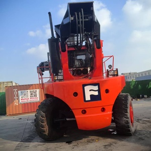 Équipement logistique, gerbeur à conteneurs de 45 tonnes, 50 tonnes, gerbeur à conteneurs d'occasion Terex Fantuzzi CS45KM à vendre à bas prix - Product Image 4