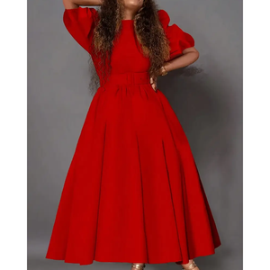 Belle Vestido De Línea A De Manga Corta Y Con Vuelo De Encaje De