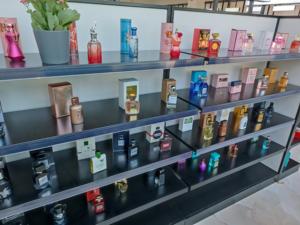 Coffret cadeau de parfum Candy 100 ml, taille standard, fabriqué en Chine, modèle B2350-20 - Product Image 3